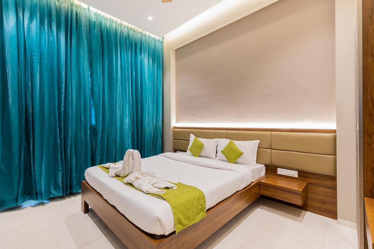 Hotel Seven Oaks Navi Mumbai Dış mekan fotoğraf