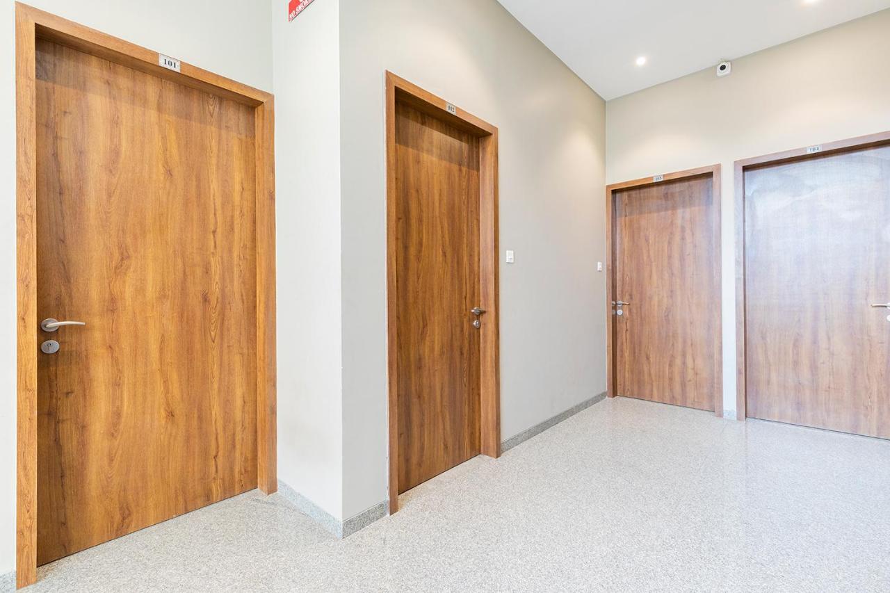 Hotel Seven Oaks Navi Mumbai Dış mekan fotoğraf